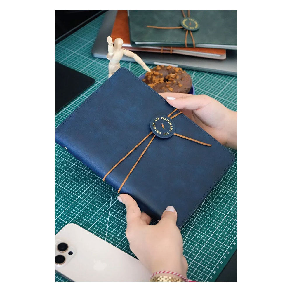 Victoria's Journals Mekanizmalı Vegan Kapak Defter A5 100 gr 160 Sayfa Lacivert