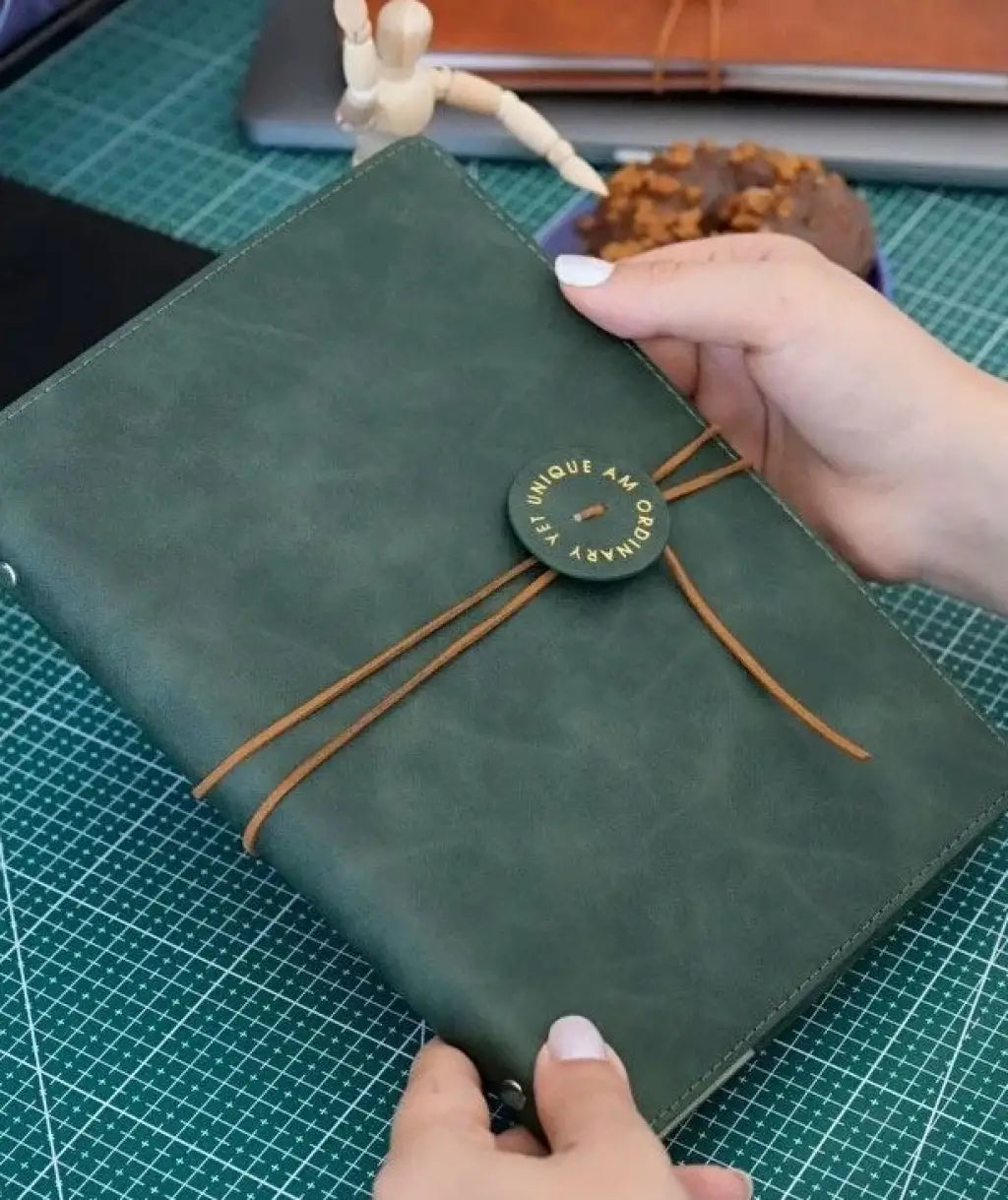 Victorias Journals Mekanizmalı Vegan Kapak Defter A5 100 gr 160 Sayfa Yeşil