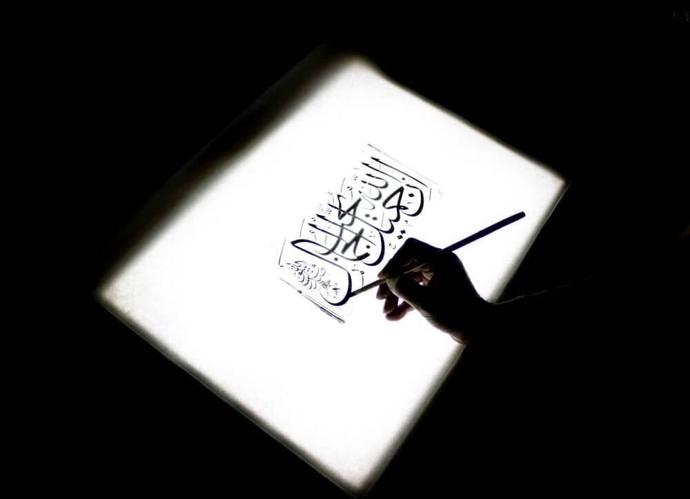 Karin Naturel Kayın Yüksek Işıklı Led Eskiz ve Çizim Masası 40x60 Cm