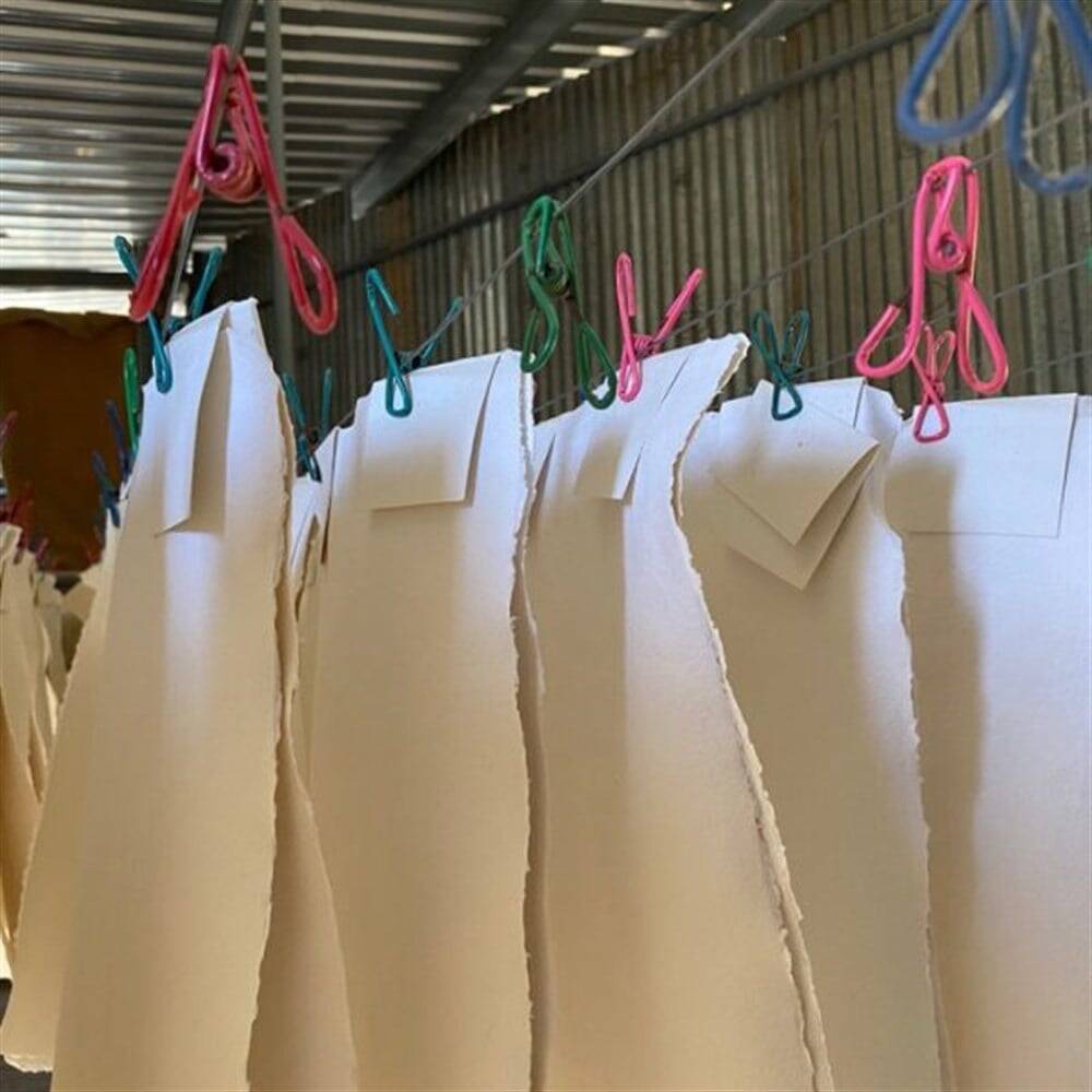 Khadi El Yapımı Çok Amaçlı Resim Defteri 640 gr A4 10 Yaprak